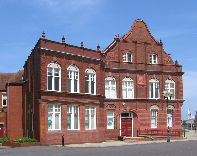 Stories Behind 5 of the UK's Greatest Art Colleges Art