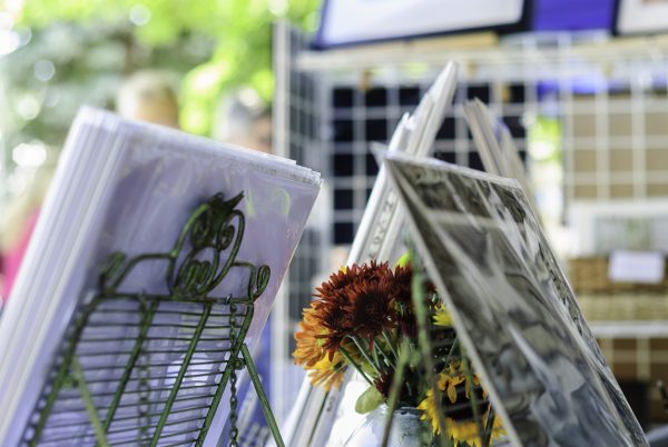 Outdoor art fair to sell your artwork